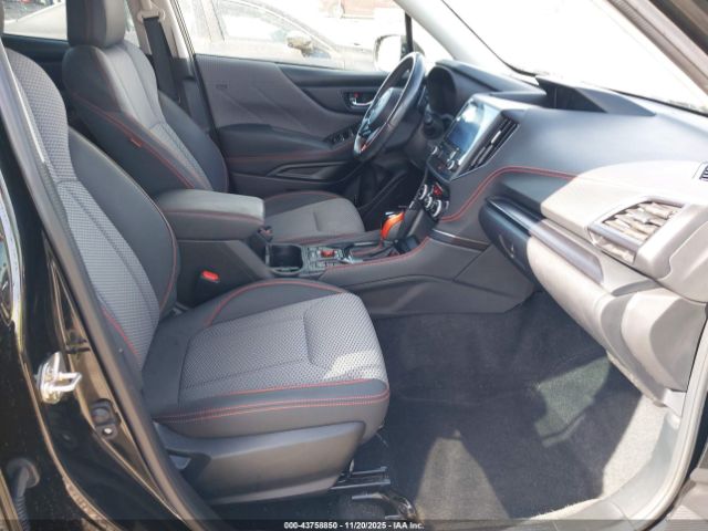 2022 SUBARU FORESTER JF2SKAJC9NH426457 Photo 4