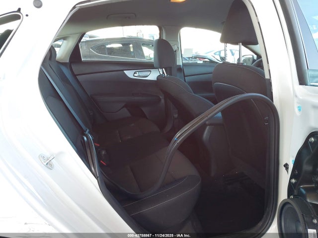 3KPF24AD4RE802892 KIA Forte Lxs