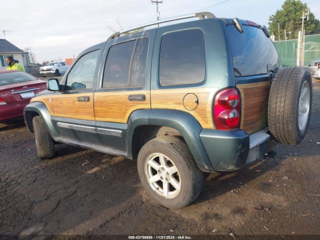 2005 JEEP LIBERTY 1J8GL58KX5W617931 Photo 2