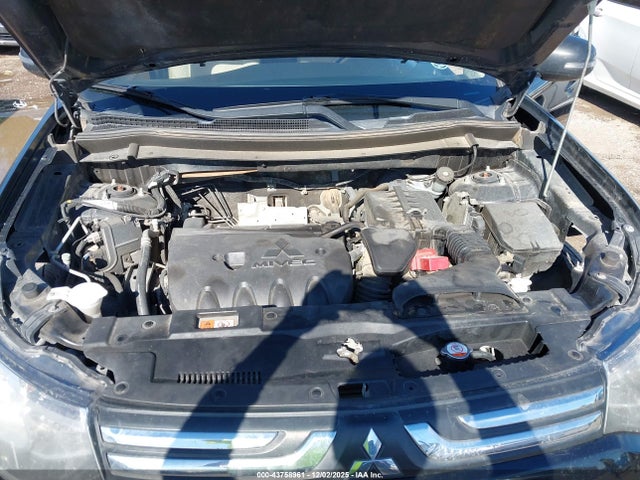 2014 MITSUBISHI OUTLANDER JA4AD3A32EZ013171 Photo 9