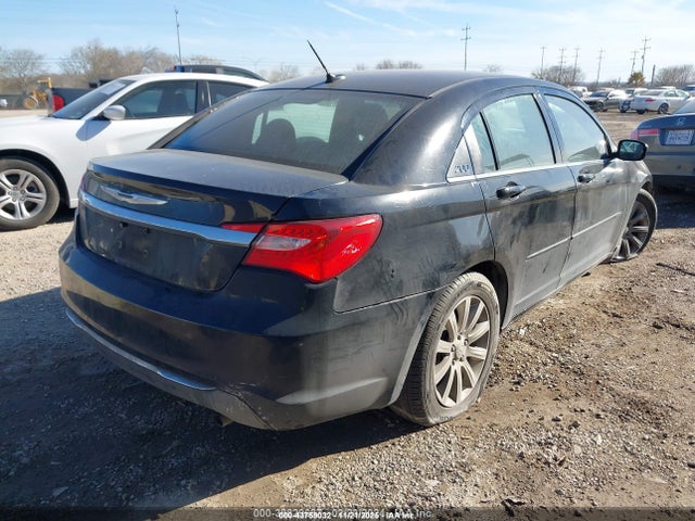Продажа на аукционе авто 2013 Chrysler 200 Touring, vin: 1C3CCBBB9DN635925, номер лота: 43759032