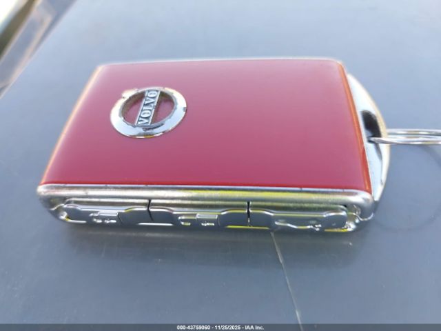 2023 VOLVO S60 RECHARGE PLUG-IN HYBRID 7JRH60FX4PG234506 Photo 10