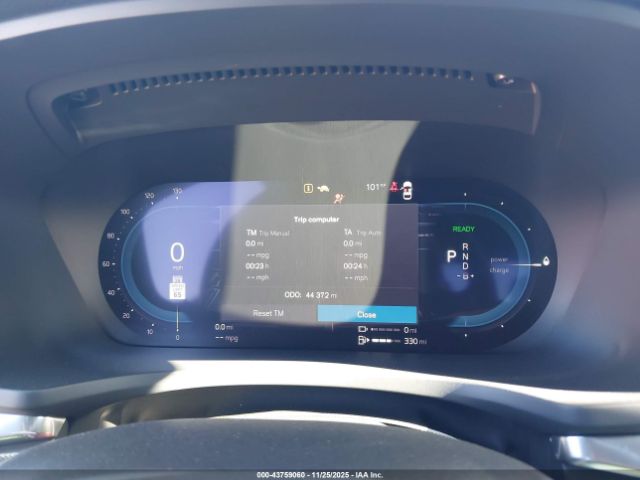 2023 VOLVO S60 RECHARGE PLUG-IN HYBRID 7JRH60FX4PG234506 Photo 6