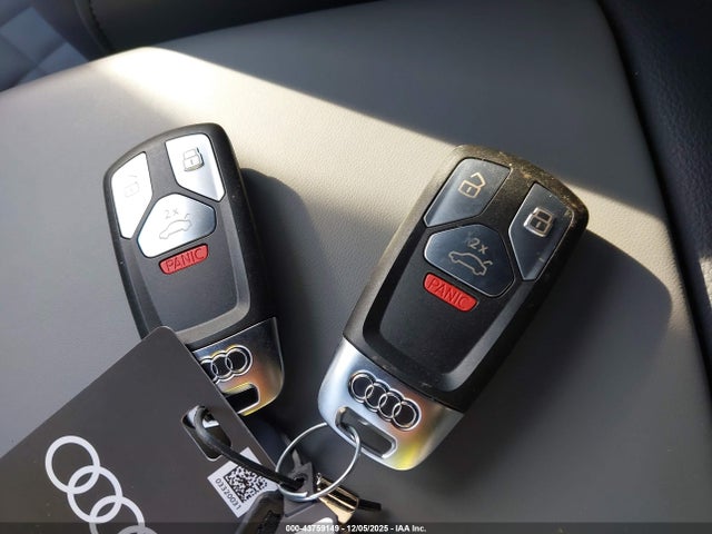 2025 AUDI SQ5 WA1B4AFY5S2050748 Photo 10