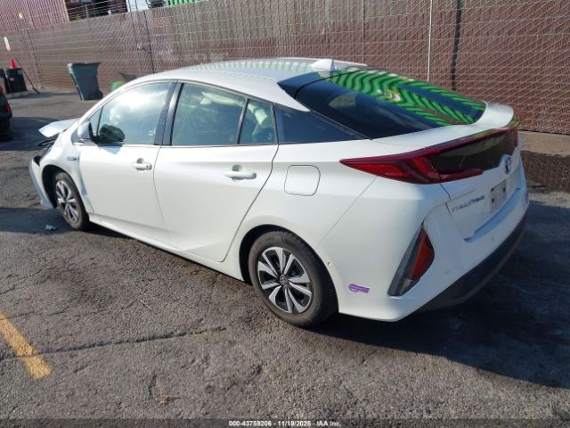 2019 TOYOTA PRIUS PRIME JTDKARFP4K3105852 Photo 2