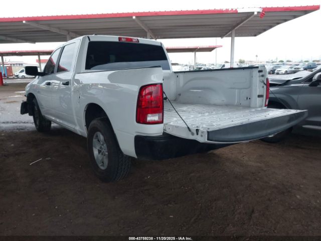 2021 RAM 1500 CLASSIC 1C6RR6LG1MS533758 Photo 2