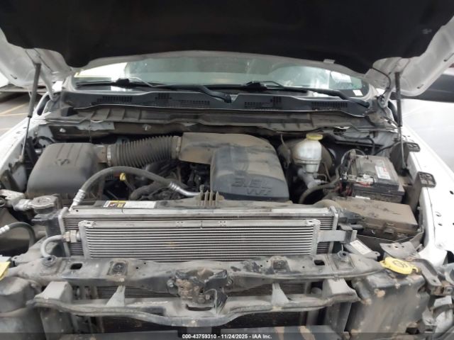 2019 RAM 1500 CLASSIC 1C6RR6GG7KS675751 Photo 9