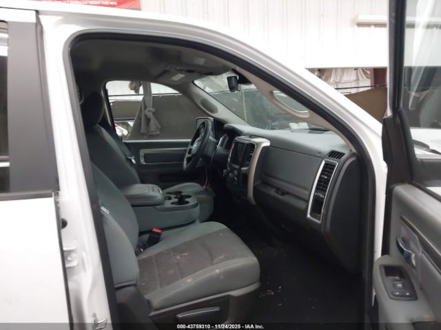 2019 RAM 1500 CLASSIC 1C6RR6GG7KS675751 Photo 4