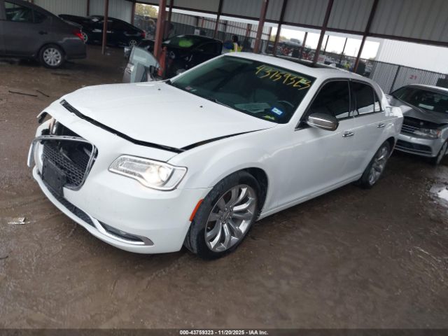 2019 CHRYSLER 300 2C3CCAEG7KH568555 Photo 1