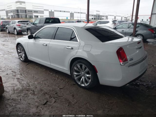 2019 CHRYSLER 300 2C3CCAEG7KH568555 Photo 2