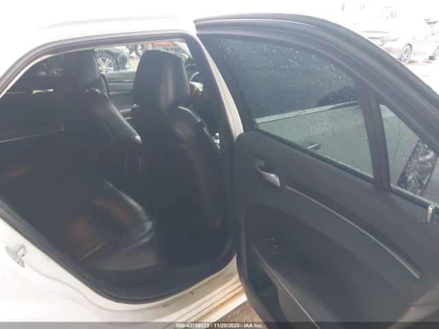 2019 CHRYSLER 300 2C3CCAEG7KH568555 Photo 7