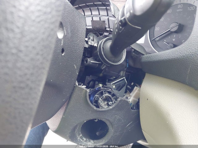 KM8J3CA4XJU727845 Hyundai TUCSON SEL