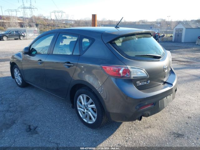 2013 MAZDA MAZDA3 JM1BL1LP6D1810232 Photo 2