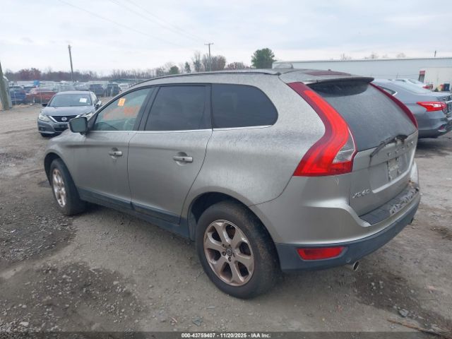 2013 VOLVO XC60 YV4952DZ0D2415789 Photo 2