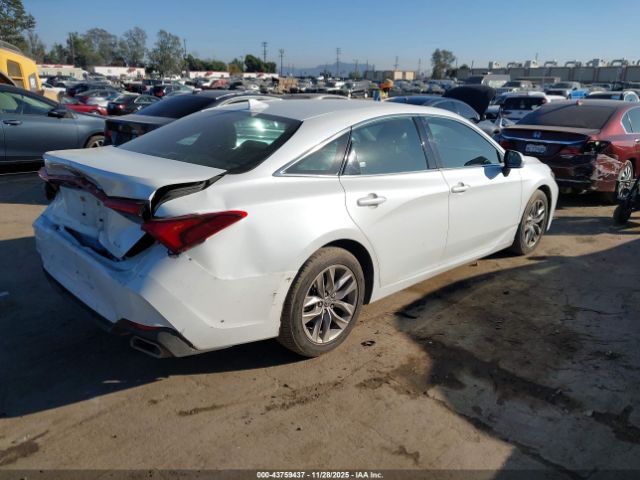 2022 TOYOTA AVALON 4T1JZ1FB2NU086805 Photo 3