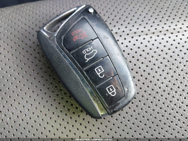 KM8SNDHF6JU289174 Hyundai Santa Fe Se