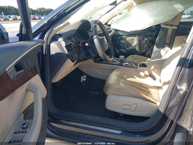 2017 AUDI A4 WAUGNAF41HN008958 Photo 4