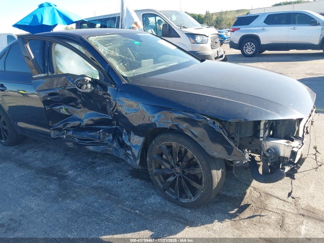 2017 AUDI A4 WAUGNAF41HN008958 Photo 5