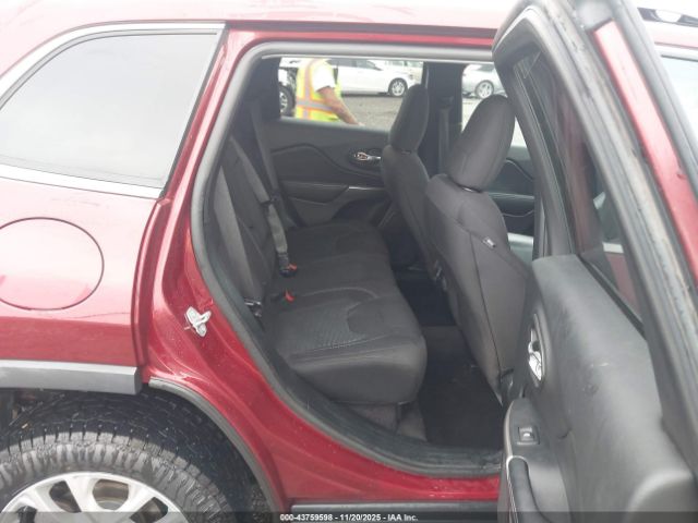 2019 JEEP CHEROKEE 1C4PJLCBXKD248925 Photo 7