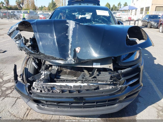 2020 PORSCHE MACAN WP1AA2A55LLB11586 Photo 5