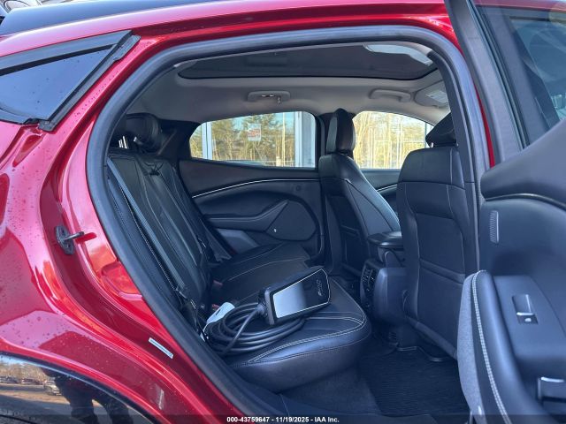 2021 FORD MUSTANG MACH-E 3FMTK3R75MMA61531 Photo 7
