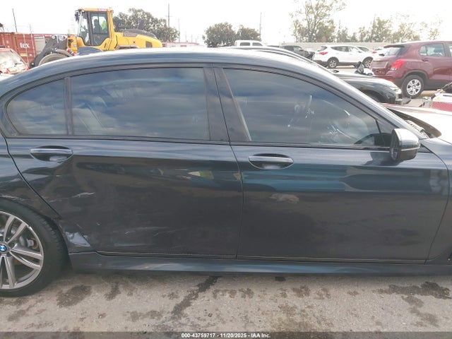 BMW 750i 2019 WBA7F0C57KGM24478 Image 13