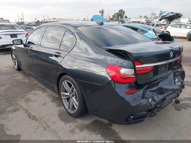 BMW 750i 2019 WBA7F0C57KGM24478 Image 3