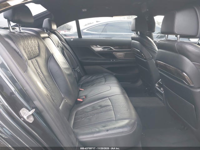 BMW 750i 2019 WBA7F0C57KGM24478 Image 8