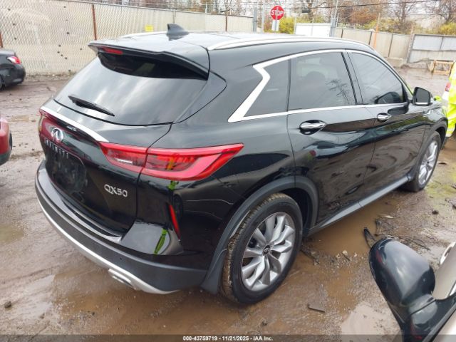 2021 INFINITI QX50 3PCAJ5BB9MF115491 Photo 3