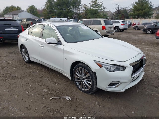 Продаж на аукціоні авто 2018 Infiniti Q50 3.0t Luxe, vin: JN1EV7AR5JM432058, номер лоту: 43759722