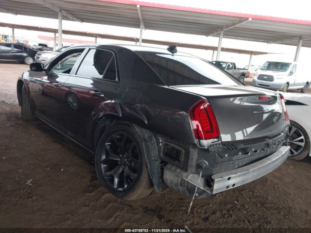 2021 CHRYSLER 300 2C3CCAAGXMH529466 Photo 2