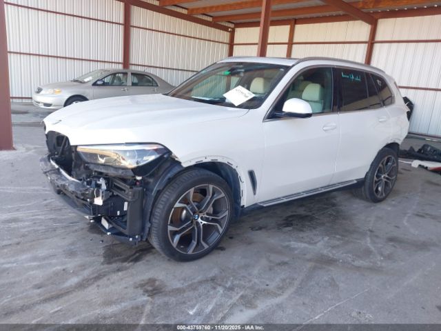 2021 BMW X5 5UXCR4C0XM9G78313 Photo 1