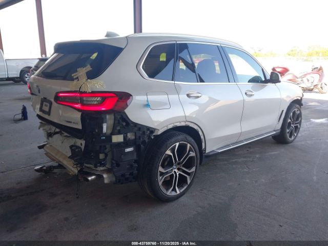 2021 BMW X5 5UXCR4C0XM9G78313 Photo 3