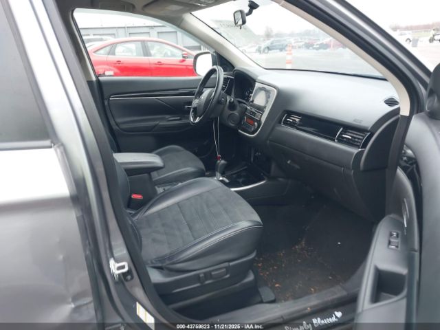 2019 MITSUBISHI OUTLANDER JA4AZ3A34KZ042152 Photo 4
