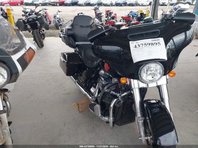 2019 HARLEY-DAVIDSON FLHT 1HD1FVC67KB661580
