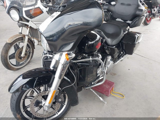 2019 HARLEY-DAVIDSON FLHT 1HD1FVC67KB661580 Photo 1