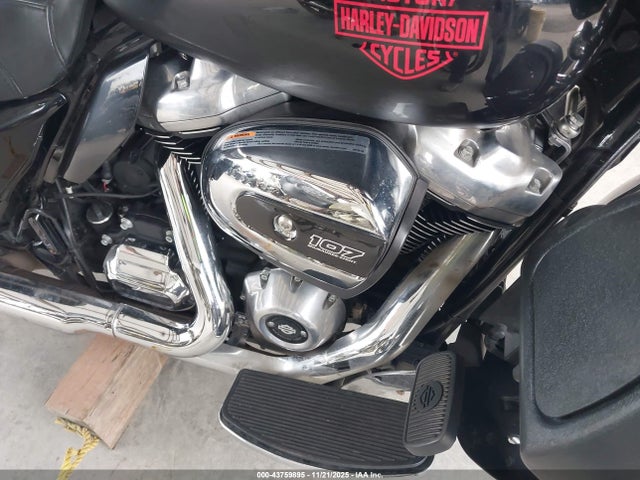 2019 HARLEY-DAVIDSON FLHT 1HD1FVC67KB661580 Photo 7