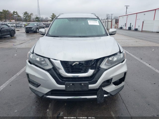 5N1AT2MV0HC877820 Nissan ROGUE SV