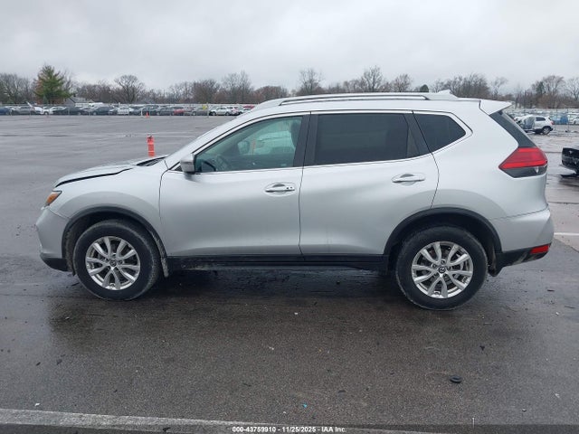 5N1AT2MV0HC877820 Nissan ROGUE SV