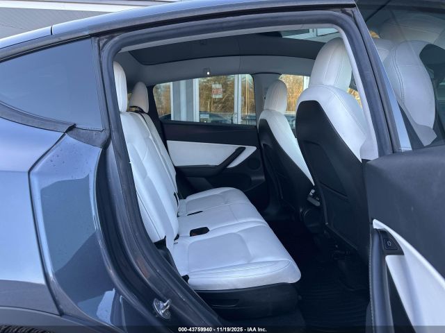 2021 TESLA MODEL Y 5YJYGAEE3MF144318 Photo 7