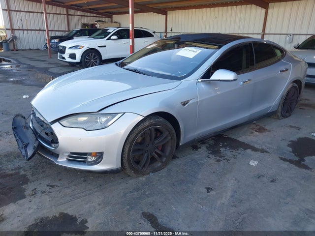 2014 TESLA MODEL S 5YJSA1H14EFP52656 Photo 1