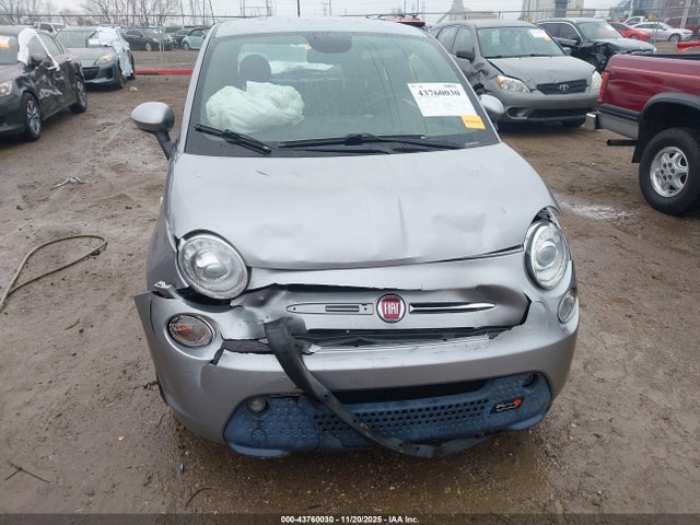 2015 FIAT 500E 3C3CFFGE9FT685390 Photo 5