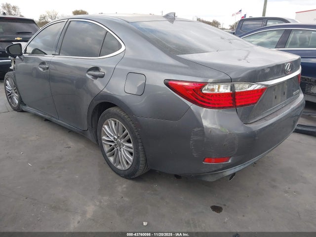 2015 LEXUS ES 350 JTHBK1GG0F2174870 Photo 2