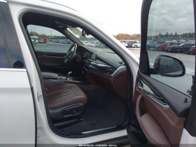2018 BMW X5 5UXKR0C56JL071496 Photo 4