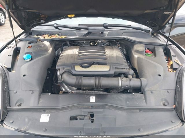 2018 PORSCHE CAYENNE WP1AA2A26JKA03311 Photo 9