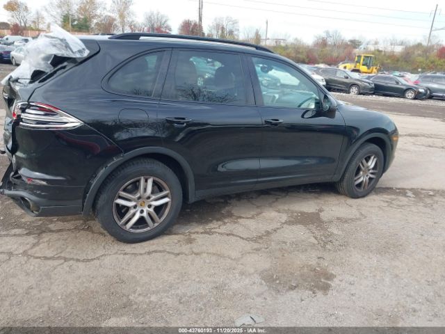 2018 PORSCHE CAYENNE WP1AA2A26JKA03311 Photo 3
