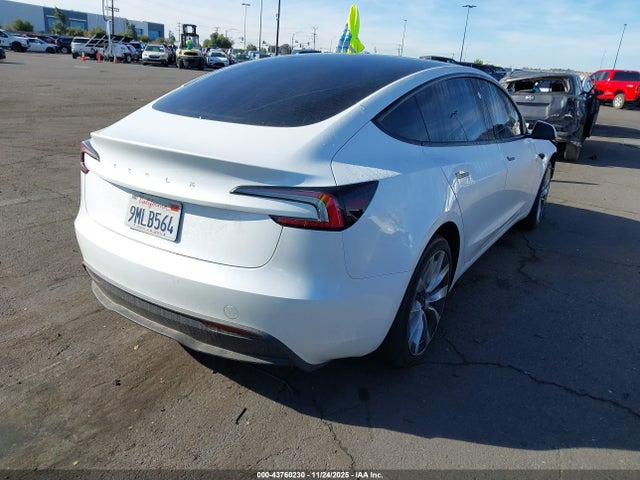 2024 TESLA MODEL 3 5YJ3E1EA6RF751091 Photo 3