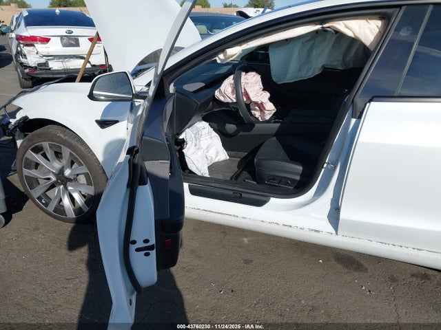 2024 TESLA MODEL 3 5YJ3E1EA6RF751091 Photo 4