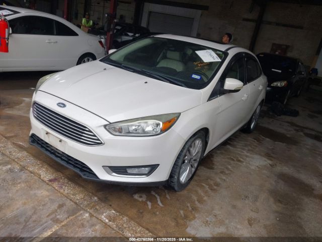2015 FORD FOCUS 1FADP3J27FL230825 Photo 1