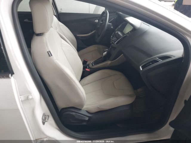 2015 FORD FOCUS 1FADP3J27FL230825 Photo 4